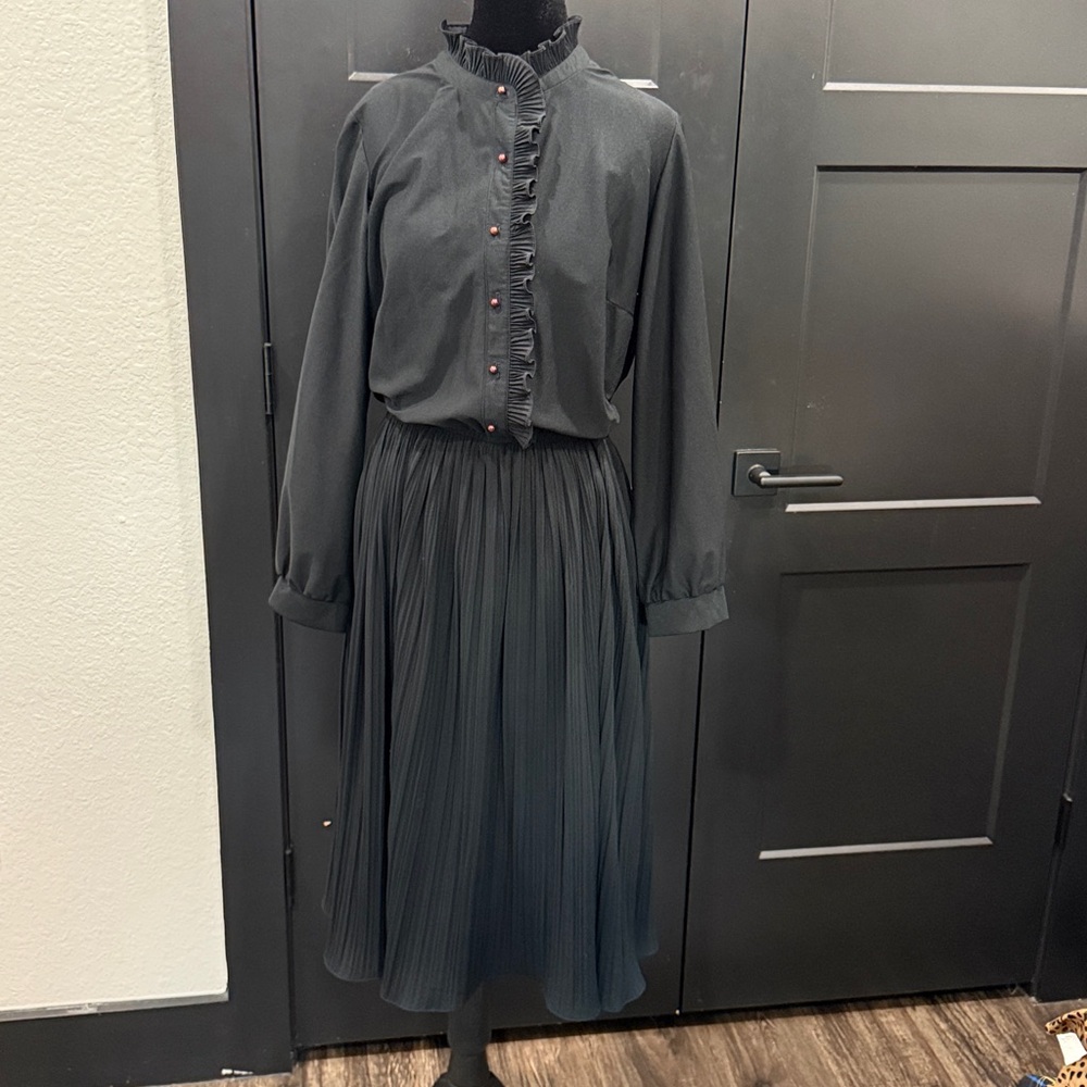 VINTAGE 1970’s Lorac Original (Lady Carol) Elegant Black Dress Size Large